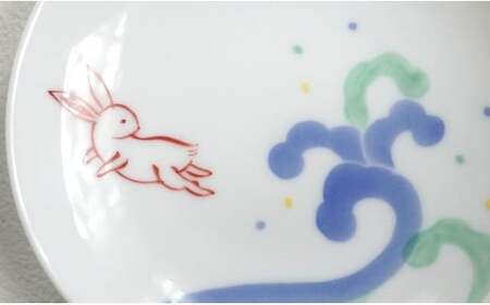有田焼 波うさぎ小皿 【香蘭社】 赤絵 染付 シリーズ 手描き 13cm プレート 銘々皿 取り皿 普段使い デザート 食器 A16-17