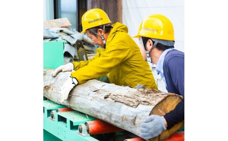乾燥薪 広葉樹コロ薪20kg 長さ30cm以下 中割り～大割り薪ストーブ キャンプ 焚き火 密度が高く火持ちの良い広葉樹