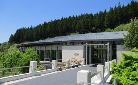 M2　東山温泉メイプルプラザ【けやき会席プラン1泊2食お土産付】2名様分（全日）