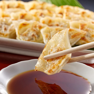 芦屋 伊東屋謹製  神戸牛 一口餃子 60個（ポン酢たれ 付き）