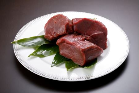 お待たせしました！入荷いたしました★鹿肉100％使用！信州ジビエ 大人気 手作り鹿肉ハンバーグ 8個入り