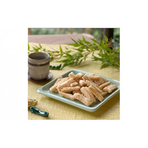 かむほどに口に広がる美味しさ　玄米おかき「いづも美人」