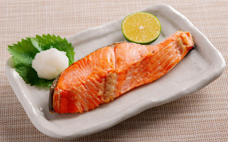 朝食セット 天然紅鮭切り身 5切と網走湖のしじみ貝 1kg ABE114