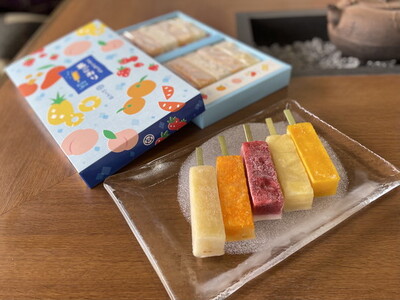 フルーツたっぷり 葛ごおり 10本パック｜和菓子 スイーツ 和スイーツ デザート 苺みるく いちご 苺 いちごみるく みかん マンゴー もも 桃 パイナップル アイス 夏 お菓子 おやつ 贈答品 ギフト プレゼント お取り寄せ グルメ 手土産 おすすめ 人気 季節限定 愛知県 美浜町 飴文 大砲巻 葛ごおり※北海道・沖縄・離島への配送不可※2025年6月上旬～8月下旬頃に順次発送予定