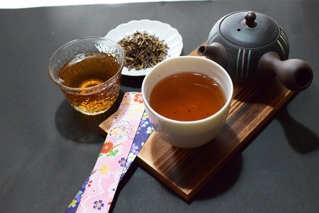 定期便 全4回 毎月発送 特選ティーパック マグ用 ほうじ茶 2袋 ほうじ茶ティーパック(3g×12個入) ティーバッグ テトラ型 影山製茶店 お手軽 本格的 水出し可能 ティータイム おもてなし リラックス 手土産 富士市 [sf001-303]
