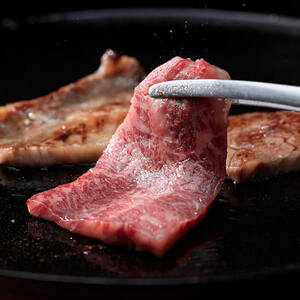 おおいた和牛 A4ランク以上！ 上ロース 焼肉 (200g)   国産 牛肉 肉 霜降り 低温熟成 和牛 ロース 焼き肉 冷凍 【opah020】【ネクサ】