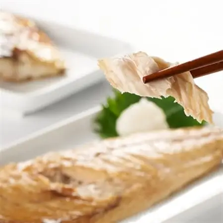 【レンジで簡単調理】焼き塩鮭5切と焼きさば文化干3切セット 計8枚セット【配送不可地域：離島】【1612575】