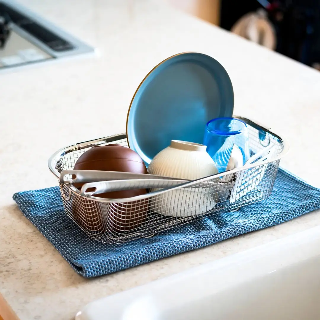 すっきり暮らすセット（深型+ディッシュラック+マット） 水切りかご ステンレス 食洗機対応 燕三条製 [ビーワーススタイル] 【018S104】