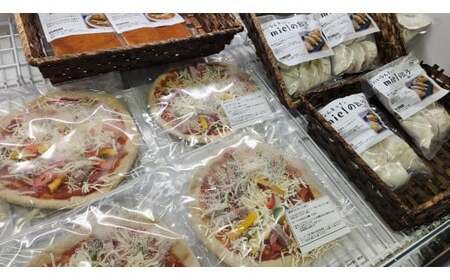 いいなんキッチンmielの餃子　3袋セット【絶品 こだわり 豚 肉 国産 ごはん おかず お弁当 冷凍 ぎょうざ ギョウザ 小分け BBQ ギョーザ 惣菜 晩酌 ギフト 手作り 生餃子 豚肉 冷凍食品 おつまみ 冷凍餃子 ブランド豚 総菜 中華 焼き餃子 奥出雲ポーク A-205】