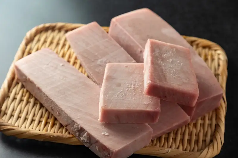 a13-150　【訳アリ】天然 大目鉢鮪 柵 1.3kg