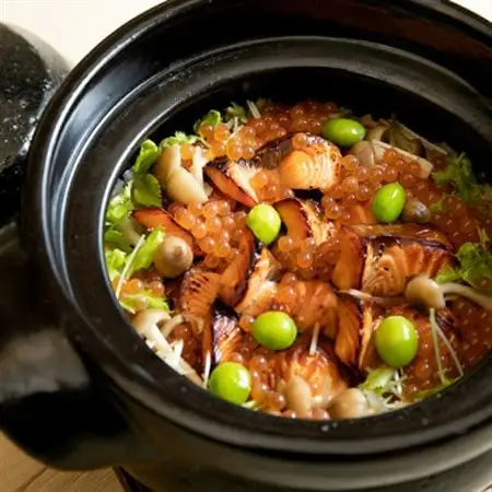 【紀尾井町 藍泉】《ランチ・ディナー共通》ペア会席コースお食事券(ぐるなびセレクション)【1642254】