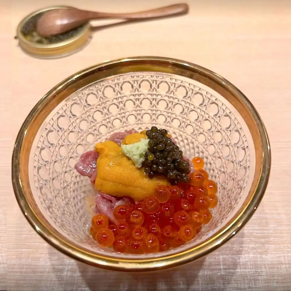 【三軒茶屋 鮨雅 MIYAVI】 本格江戸前鮨 お食事クーポン券 10,000円分（ふるさとチケット）三軒茶屋駅徒歩1分 食事券 利用券 チケット 寿司 スシ 日本料理 食事 ディナー ご褒美 プレゼント ギフト 贈り物 東京 世田谷_0095-001-se6