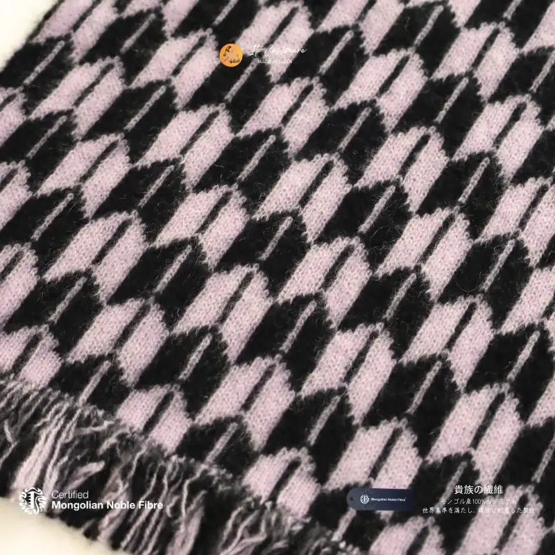 『Noble Fibre』100％カシミヤ・マフラー ヤガスリジャガード（フサつき）