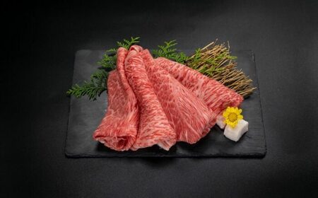 A4-A5 土佐黒牛 霜降り すき焼き用スライス 約1kg / 国産 ロース ウデ モモ 牛肉 すきやき ブランド牛 A4 A5 高知 【株式会社　羽根】[ATCK019]