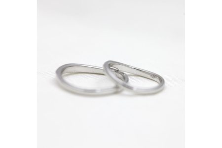 指輪 結婚指輪 ペアリング PT100 プラチナ10％ ダイヤ 0.05ct ブラックダイヤ 0.01ct マリッジリング 【232-pt100s】 [オーダーメイドジュエリーメイ 山梨県 韮崎市 20745199]