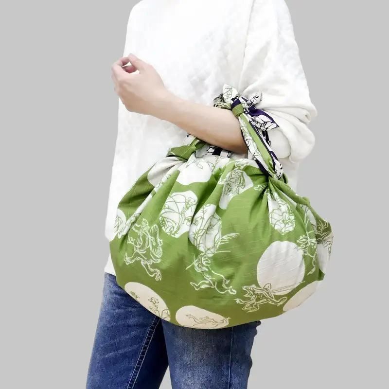 【三陽商事】鳥獣戯画 両面風呂敷 水玉柄 紫×黄緑｜京都 結ぶだけでバッグに早変わり エコバッグ