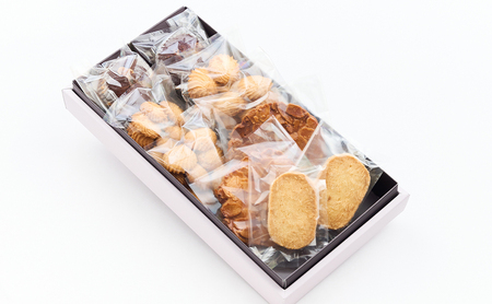秋田・羽後町 西馬音内［菓子舗 木村屋］5種の焼菓子 詰合せ【 詰合せ 詰め合わせ セット お菓子 洋菓子 ケーキ クッキー サブレ ブラウニー スイーツ バター 銘菓 老舗 秋田 羽後 】