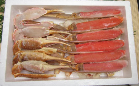 生ずわい蟹 1kg（ハーフポーション「カット済み」）「かに鍋・かにしゃぶ・海鮮BBQにオススメ」｜ かに カニ ずわい蟹 ズワイガニ 1kg ポーション むき身 しゃぶしゃぶ 鍋 カニ鍋 海鮮 BBQ バーベキュー 簡単調理 冷凍 大阪府 阪南市