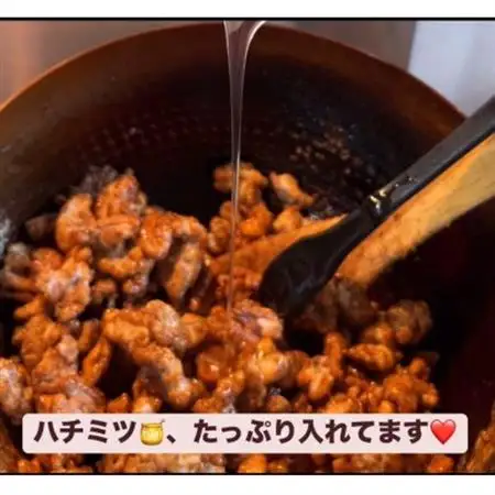 ギフト包装:胡桃のハチミツキャラメリゼ2種セット(キャラメル味、ほうじ茶味)【1672637】