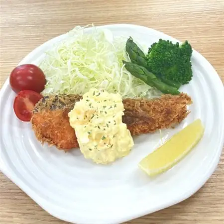 訳あり 宮城県産　銀鮭　切身　甘塩　約3kg　国産/三陸　女川町【配送不可地域：離島】【1641035】