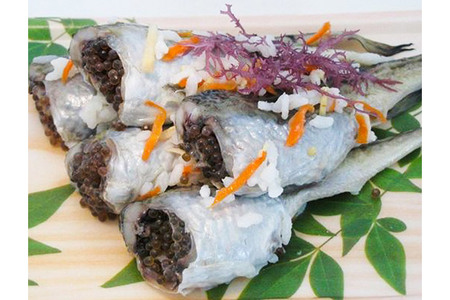 ハタハタ 子持ずし 250g 箱入り はたはたずし はたはた寿司 子持ちはたはた 子持ちずし いずし 飯ずし ハタハタ はたはた 鰰 子持ち 鈴木水産 秋田県 八峰町