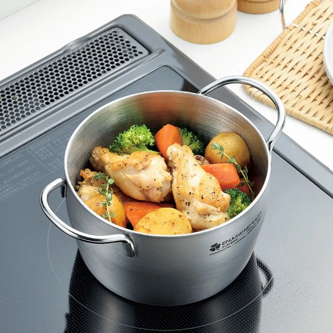 ダッチオーブン15cm（6インチ） 燕熟の技 ふた付き IH対応 食洗機対応 燕三条 日本製 【020S099】