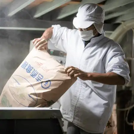 【昭和22年創業 沖縄そばの老舗 アワセそば】沖縄そば生めん＆スープ付 3食入り【1676950】