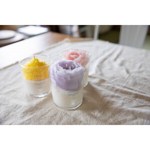 リアルなお花のキャンドル　『芍薬』(無香料)