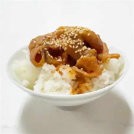 味研　ピリ辛豚もつ焼き(冷凍)　1kg (200g × 5パック)【配送不可地域：離島】【1669928】
