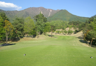 「シャトレーゼヴィンテージゴルフ倶楽部」1名様平日セルフプレー券  ゴルフ場 体験 ゴルフ 八ヶ岳 山梨県 北杜市 [h029]