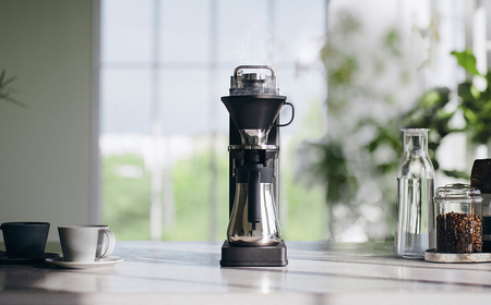 バルミューダ BALMUDA The Brew ブラック K06A-BK／JP ｜ BALMUDA バルミューダ ザ・ブリュー コーヒーメーカー ドリップコーヒーマシン 温度制御 おしゃれ コーヒー ドリッパー ハンドドリップ ドリップコーヒー 家電 リビング キッチン