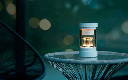 バルミューダ BALMUDA The Speakerホワイト M01A-WH／JP｜ バルミューダ ザ・スピーカー BALMUDA 選べるカラー スピーカー ポータブル Bluetooth AUX入力対応 小型 おしゃれ 家電 リビング