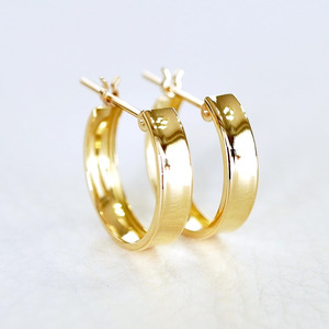 【ジュエリー】K18 イエローゴールド 地金 シンプル フープ ピアス(直径13mm) 保証書付 SKR-2133 242-016