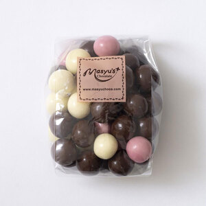 ミックスマカダミアチョコ 700g 350gx2袋 4月～10月発送 チョコレート チョコ スイーツ お菓子 おかし ミルク ホワイト イチゴ マカダミア ナッツ ギフト プレゼント 兵庫県 伊丹市