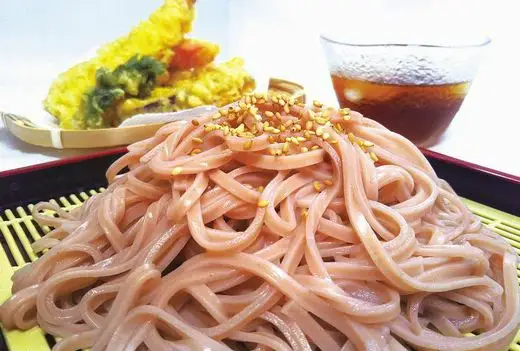 うどんと最中セット ( ごせん桜うどん 花3把 葉2把・桜まるごと最中8個 )