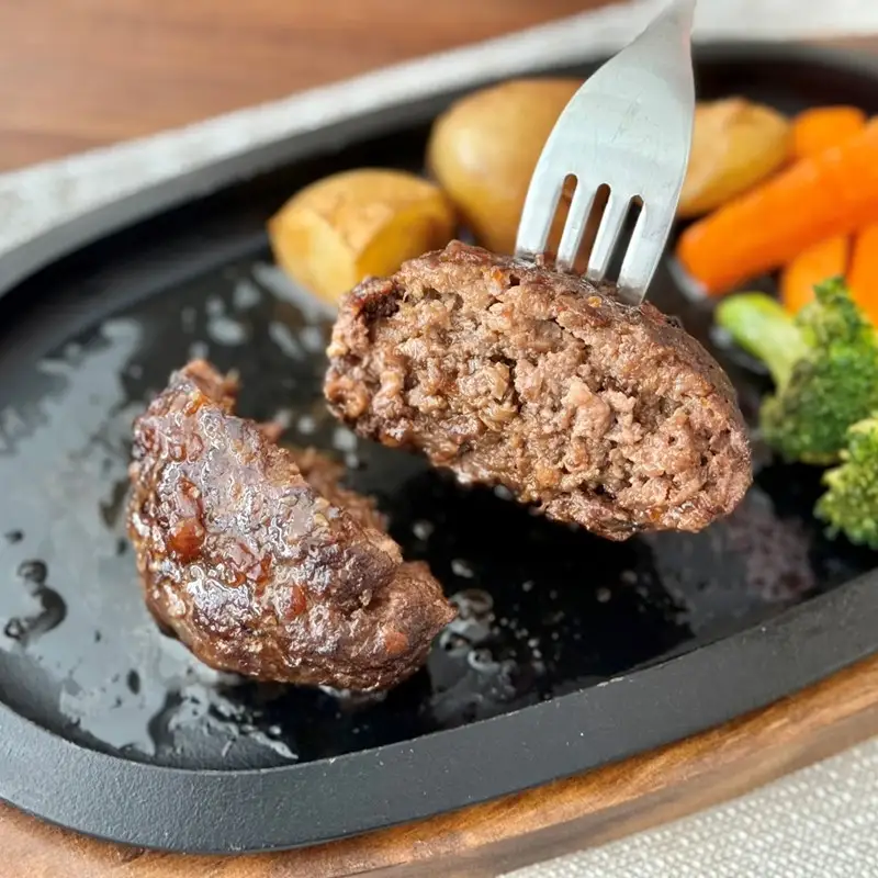北見産黒毛和牛・豚の合い挽きハンバーグ 160g×5個 ( お肉 ハンバーグ 黒毛和牛 合い挽き )【047-0003】