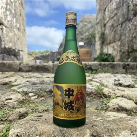 【琉球泡盛・まさひろ酒造】中城 8年古酒30度 4合瓶 720ml【1686907】