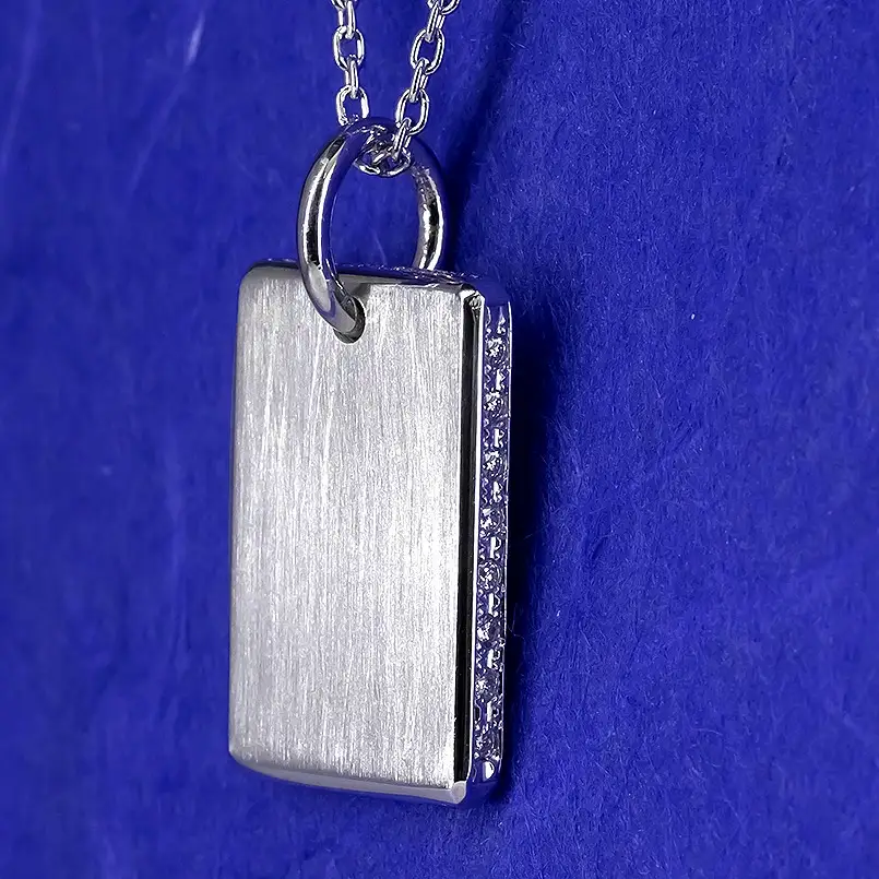 ネックレス 純プラチナ pt999 インゴット 鍛造 プレート 造幣局検定刻印付 ダイヤモンド シンプル おしゃれ 大人 人気 ジュエリー 普段 使い 250321200ddpt999 SWAA291