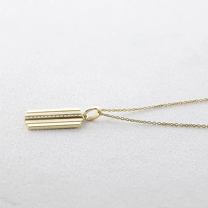 ネックレス メンズ k18 18金 プレート ダイヤモンド 0.08ct ペンダントトップ 大ぶり ゴールド ダイヤ イエローゴールドK18 ストライプ タグペンダント ジュエリー シンプル 大きめ 普段 使い 人気 250520201ym SWAA329