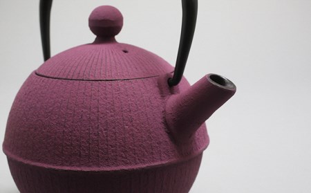 南部鉄器 急須 手まり（グレープ） 0.5L 【及春鋳造所 作】 伝統工芸品 キッチン用品 食器 日用品 雑貨[Y0023]