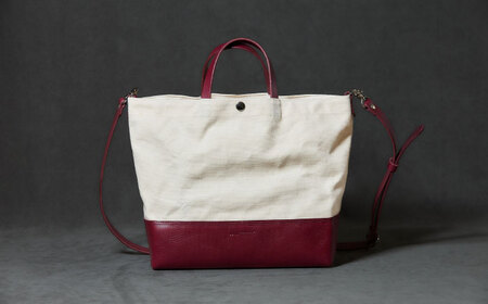 レザー×キャンバス トートバッグ ワイン M / 2WAY レザー トート トートバッグ ショルダー ショルダーバッグ 鞄 かばん マザーズバッグ 通勤 通学 BAG bag バック バッグ 革 ギフト / 諫早市 / 伊東製靴店 /[AHCN009]