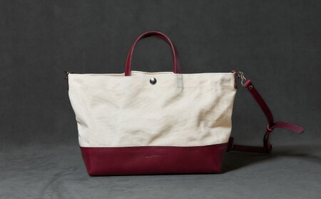 レザー×キャンバス トートバッグ ワイン S / 2WAY レザー トート トートバッグ ショルダー ショルダーバッグ 鞄 かばん マザーズバッグ 通勤 通学 BAG bag バック バッグ 革 ギフト / 諫早市 / 伊東製靴店 /[AHCN011]