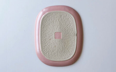 【瀬戸焼】wanohana中皿 2枚セット（桃）【株式会社カネ三商店】 / 皿 食器 ギフト プレゼント / 瀬戸市[BBDD019]