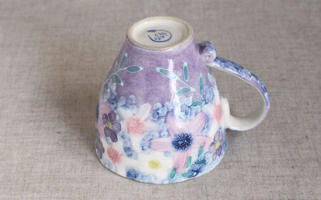 【瀬戸焼】「工房 ゆずりは」 彩紫小花 マグカップ 1個 【松本陶器株式会社】 / マグ 食器 コーヒーカップ ティーカップ / 瀬戸市[BBDX018]