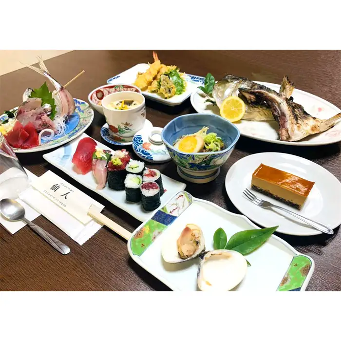 No.085 居酒屋仙人　御食事券　9000円分 ／ お食事券 チケット 利用券 商品券 クーポン券 夜ご飯 晩御飯 ディナー 観光 お出かけ 温泉 ゴルフ 芝山町内 千葉県