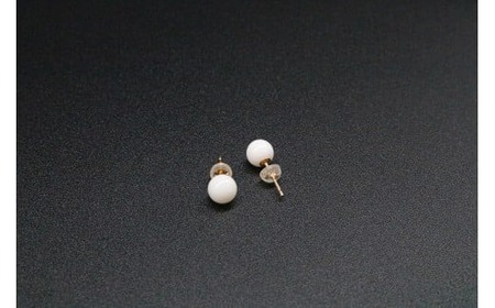 【サンゴ】白サンゴ ピアス
