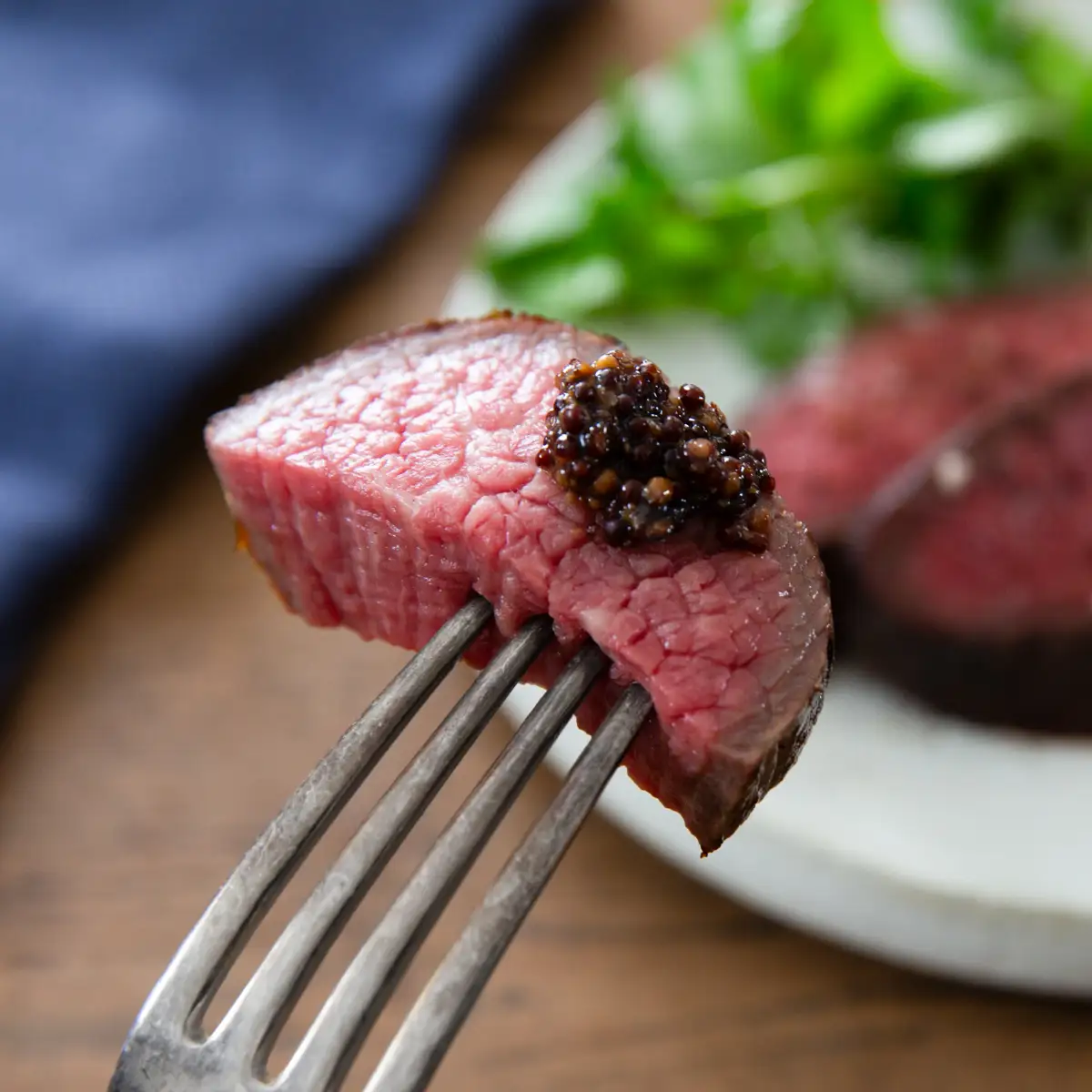 【本州のみ発送】飯舘村産黒毛和牛モモブロック 500g ITTAH014