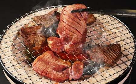 【訳あり】 厚切り牛タン 700g ／ 肉 にく お肉 おにく 牛肉 ぎゅうにく 牛タン 牛たん 厚切り 冷凍
