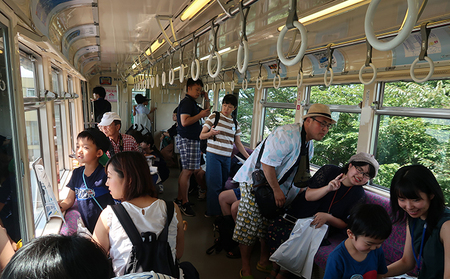 千葉都市モノレール貸切列車・車両基地見学 ２０名様まで