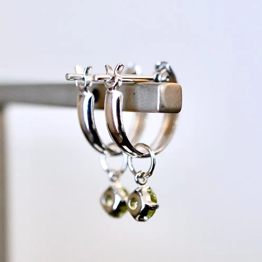 Pt900 プラチナ 2WAY ピアス 地金 ペリドット フープピアス(直径10mm) 保証書付 SMK-5249 SWAD098-peri